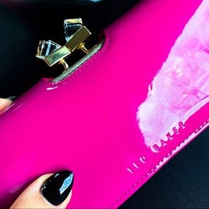 🎩Ted Baker Fuscia Wallet🎩